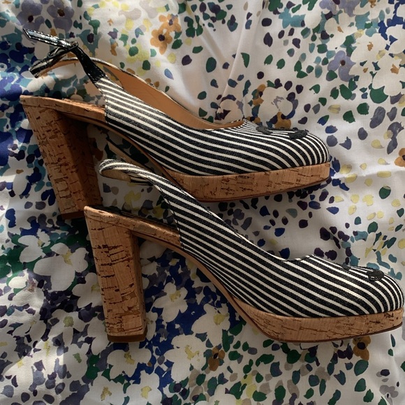 Chanel Vintage Slingback Pumps - Picture 10 of 11